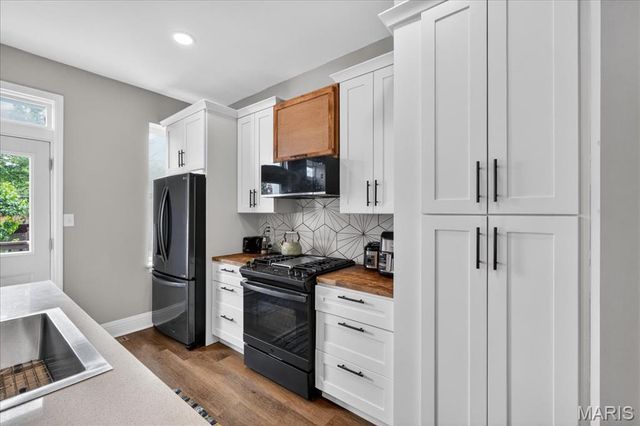 3420 Humphrey Street, St Louis, MO 63118