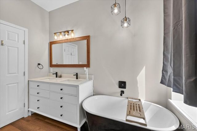 3420 Humphrey Street, St Louis, MO 63118