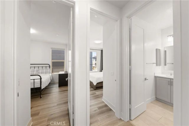 203 Lynx, Irvine, CA 92618