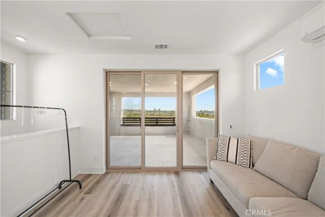 203 Lynx, Irvine, CA 92618