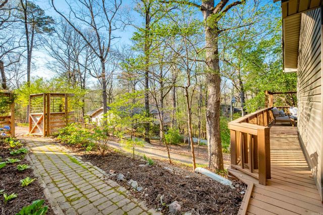 5 Secluded Point, Little Rock, AR 72210