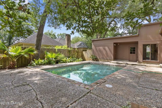 315 N Demanade Boulevard, Lafayette, LA 70503