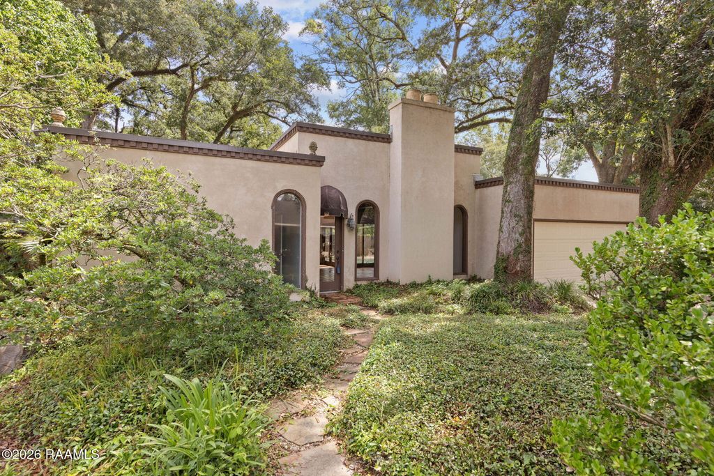 315 N Demanade Boulevard, Lafayette, LA 70503