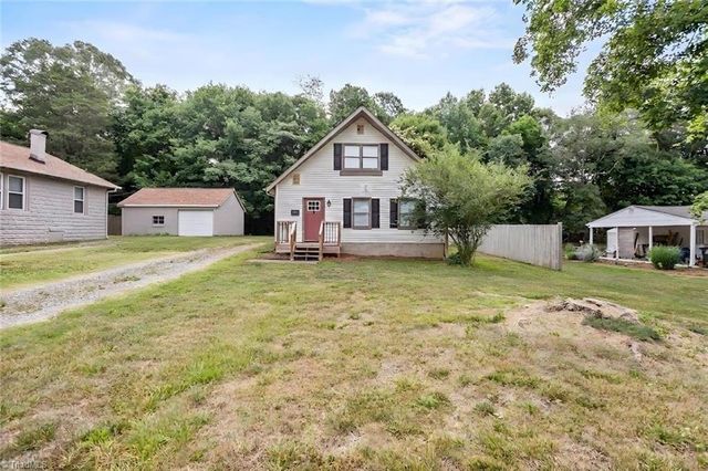 131 Lindbergh Street, Winston-salem, NC 27104