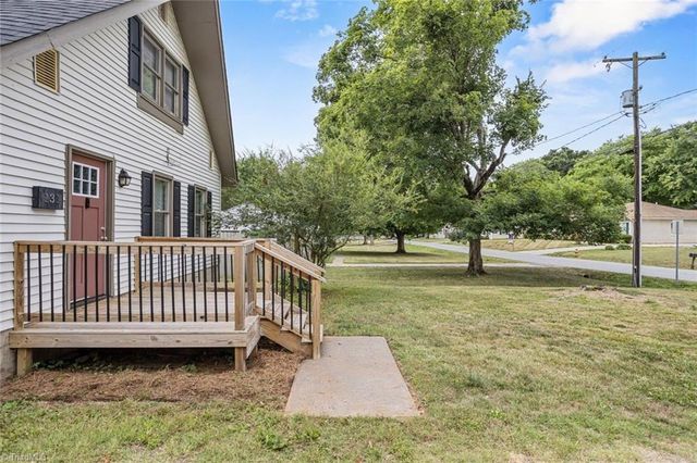 131 Lindbergh Street, Winston-salem, NC 27104