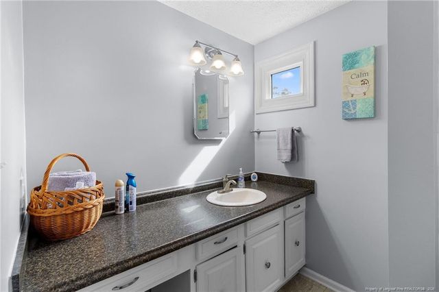 3488 School Road, Fayetteville, NC 28306