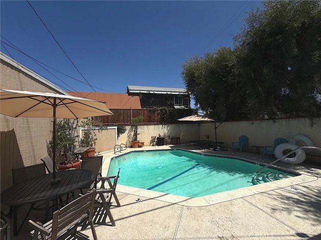 4807 Beck Avenue 4, Valley Village, CA 91601
