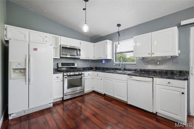 3120 Shelley Lynn Drive, Arnold, MO 63010