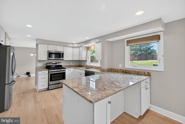 7518 CANDYTUFT CT, Springfield, VA 22153