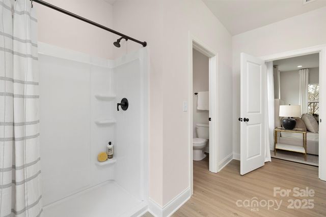 9427 Weston Woods Lane, Charlotte, NC 28216