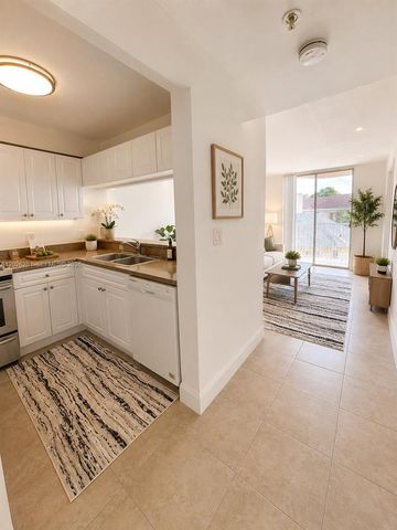 102 SW 6th Ave 205, Miami, FL 33130