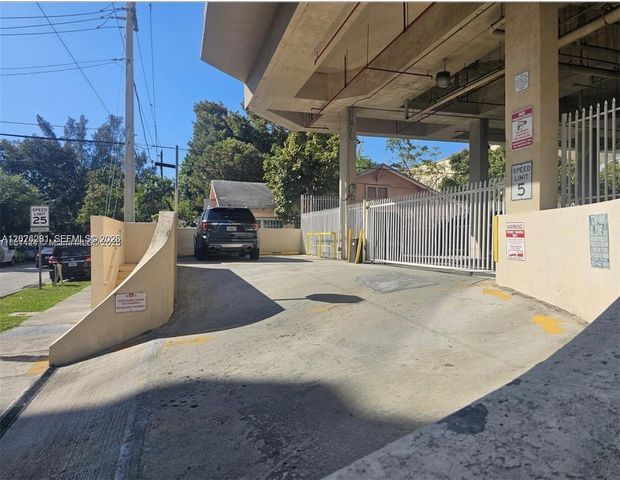 102 SW 6th Ave 205, Miami, FL 33130