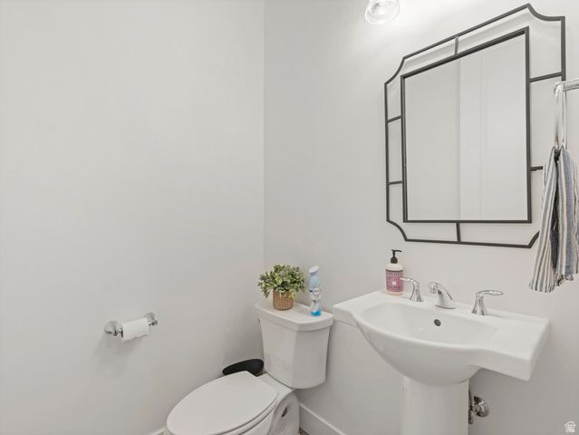 5796 N VALLEY VIEW RD, Lehi, UT 84043