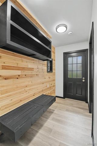 406 Meyer Avenue, St Louis, MO 63122