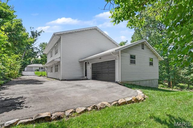 406 Meyer Avenue, St Louis, MO 63122