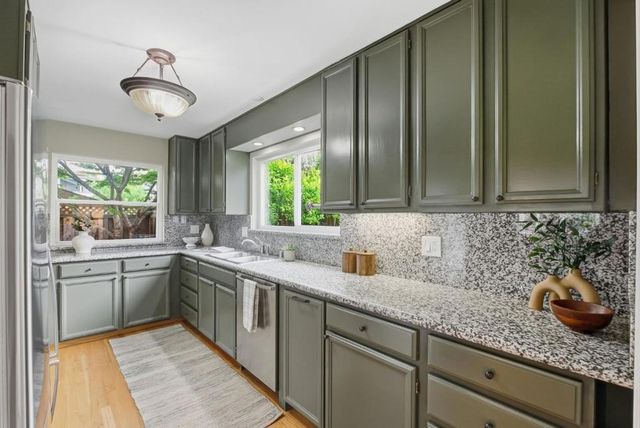 551 Tyndall Street, Los Altos, CA 94022
