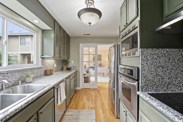 551 Tyndall Street, Los Altos, CA 94022