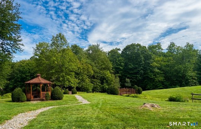 6 Juniper Circle 6, Monroe, CT 06468