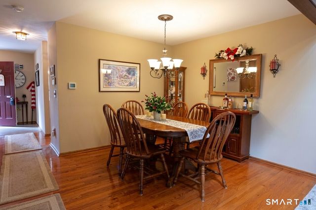 6 Juniper Circle 6, Monroe, CT 06468