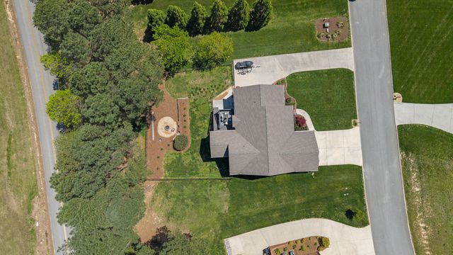12237 Wildlife Place, Soddy Daisy, TN 37379