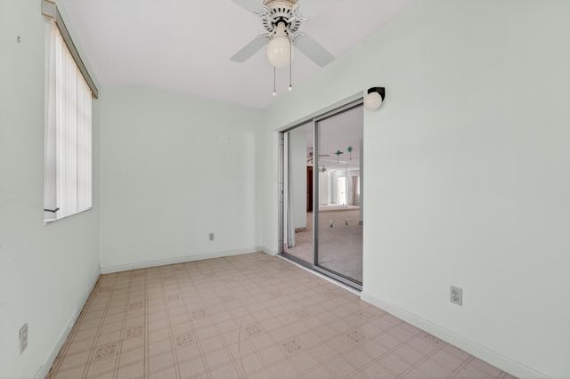 2201 SW 22nd Way SW, Boynton Beach, FL 33426