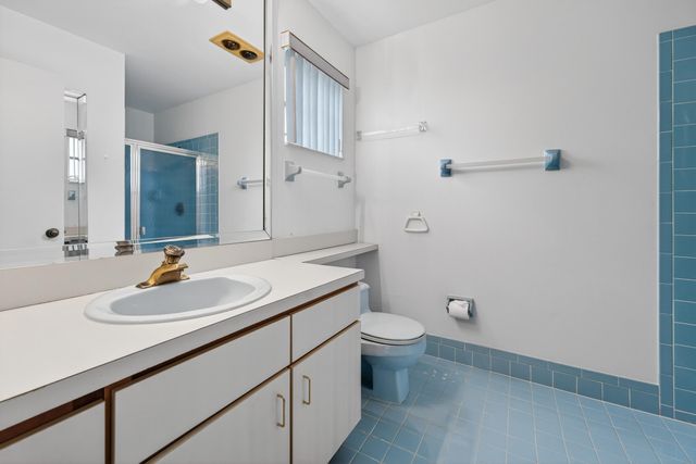 2201 SW 22nd Way SW, Boynton Beach, FL 33426