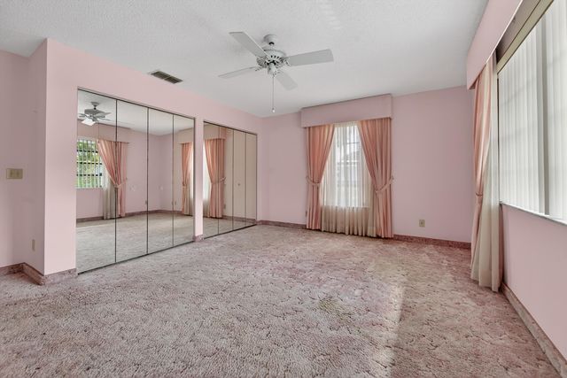 2201 SW 22nd Way SW, Boynton Beach, FL 33426