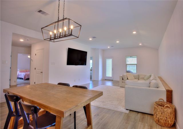 1134 Patriot Drive, College Station, TX 77845