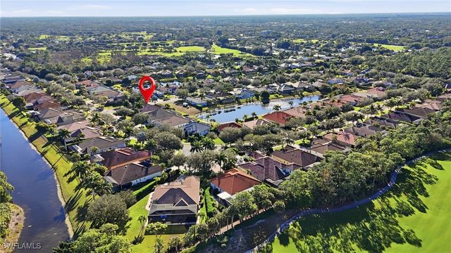 430 Saddlebrook LN, Naples, FL 34110