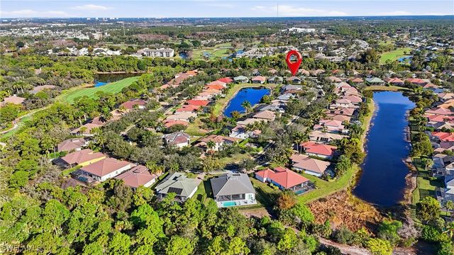 430 Saddlebrook LN, Naples, FL 34110