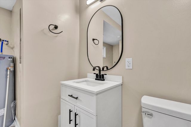 917 McDowell AVE, Roanoke, VA 24016