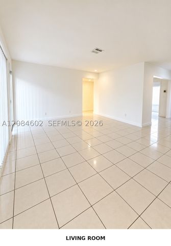 5219 SW 43rd Ter 2, Dania Beach, FL 33314