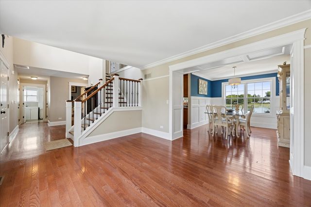 131 Wedgeport Circle, Romeoville, IL 60446