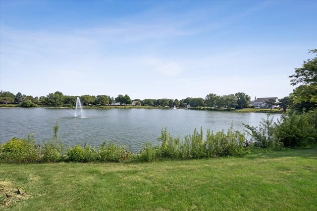 131 Wedgeport Circle, Romeoville, IL 60446