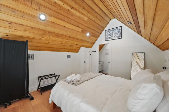 104 Greenwood Drive, Trinidad, TX 75163