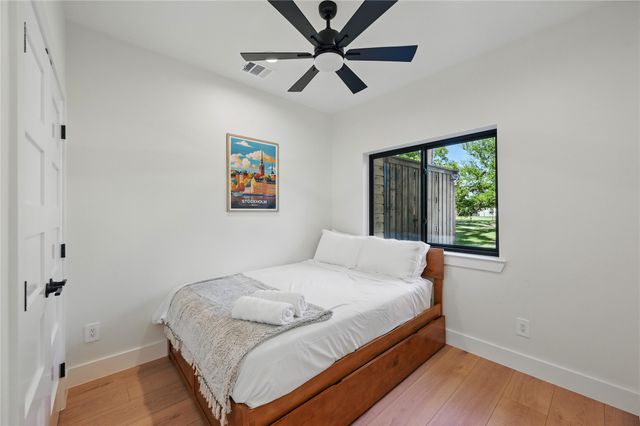 104 Greenwood Drive, Trinidad, TX 75163