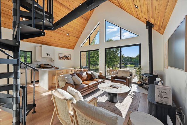 104 Greenwood Drive, Trinidad, TX 75163