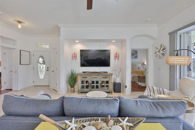 1045 EMERALD DUNES DRIVE, Sun City Center, FL 33573