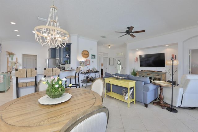 1045 EMERALD DUNES DRIVE, Sun City Center, FL 33573