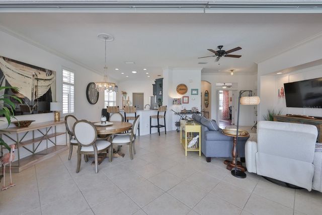 1045 EMERALD DUNES DRIVE, Sun City Center, FL 33573