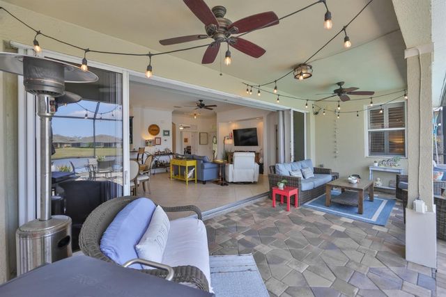 1045 EMERALD DUNES DRIVE, Sun City Center, FL 33573