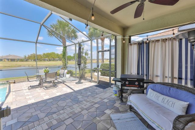 1045 EMERALD DUNES DRIVE, Sun City Center, FL 33573