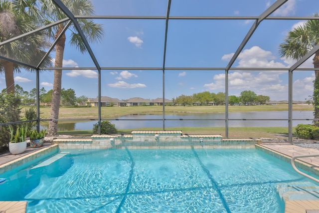 1045 EMERALD DUNES DRIVE, Sun City Center, FL 33573