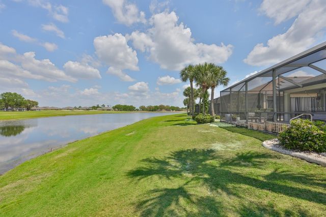 1045 EMERALD DUNES DRIVE, Sun City Center, FL 33573