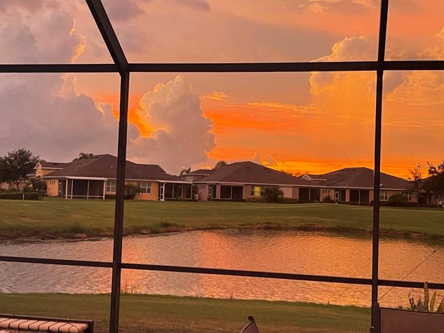 1045 EMERALD DUNES DRIVE, Sun City Center, FL 33573