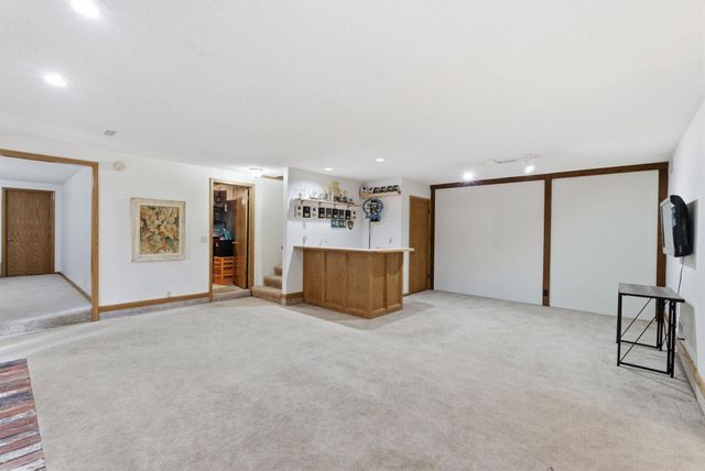 12207 W Briarwood Cir, Wichita, KS 67235