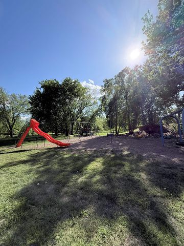 12207 W Briarwood Cir, Wichita, KS 67235