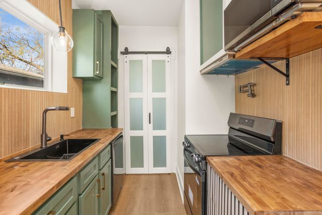 1916 9th Ave, N, Nashville, TN 37208