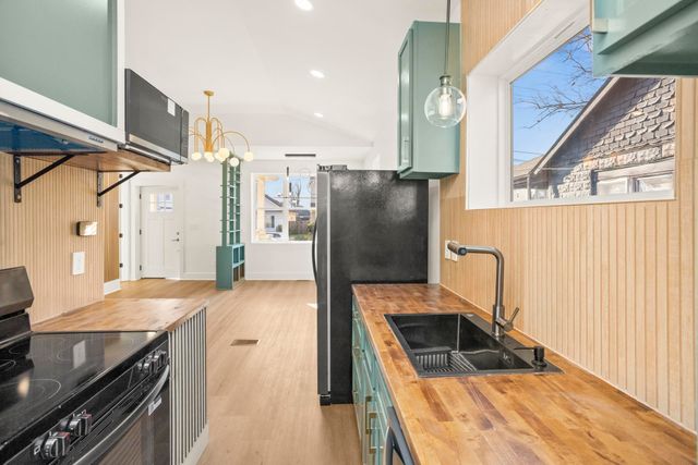 1916 9th Ave, N, Nashville, TN 37208