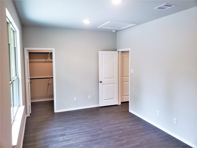 10948 Amblewood, Willis, TX 77318